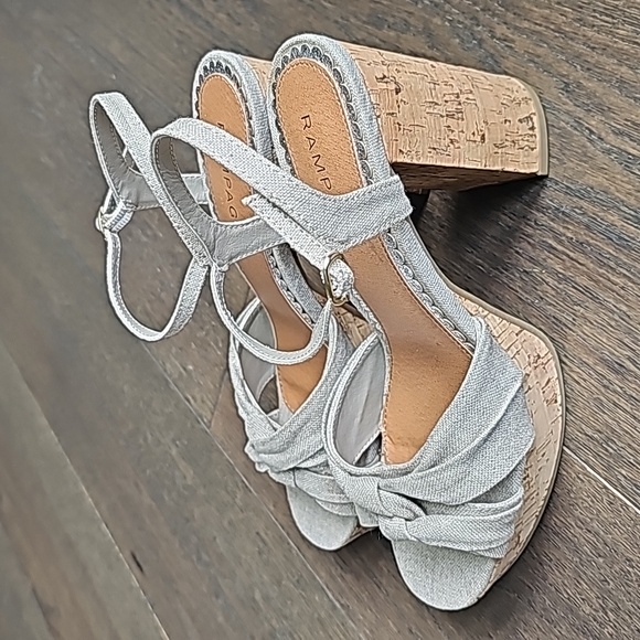 RAMPAGE CHUNKY HEELS SIZE 7 - Picture 2 of 14